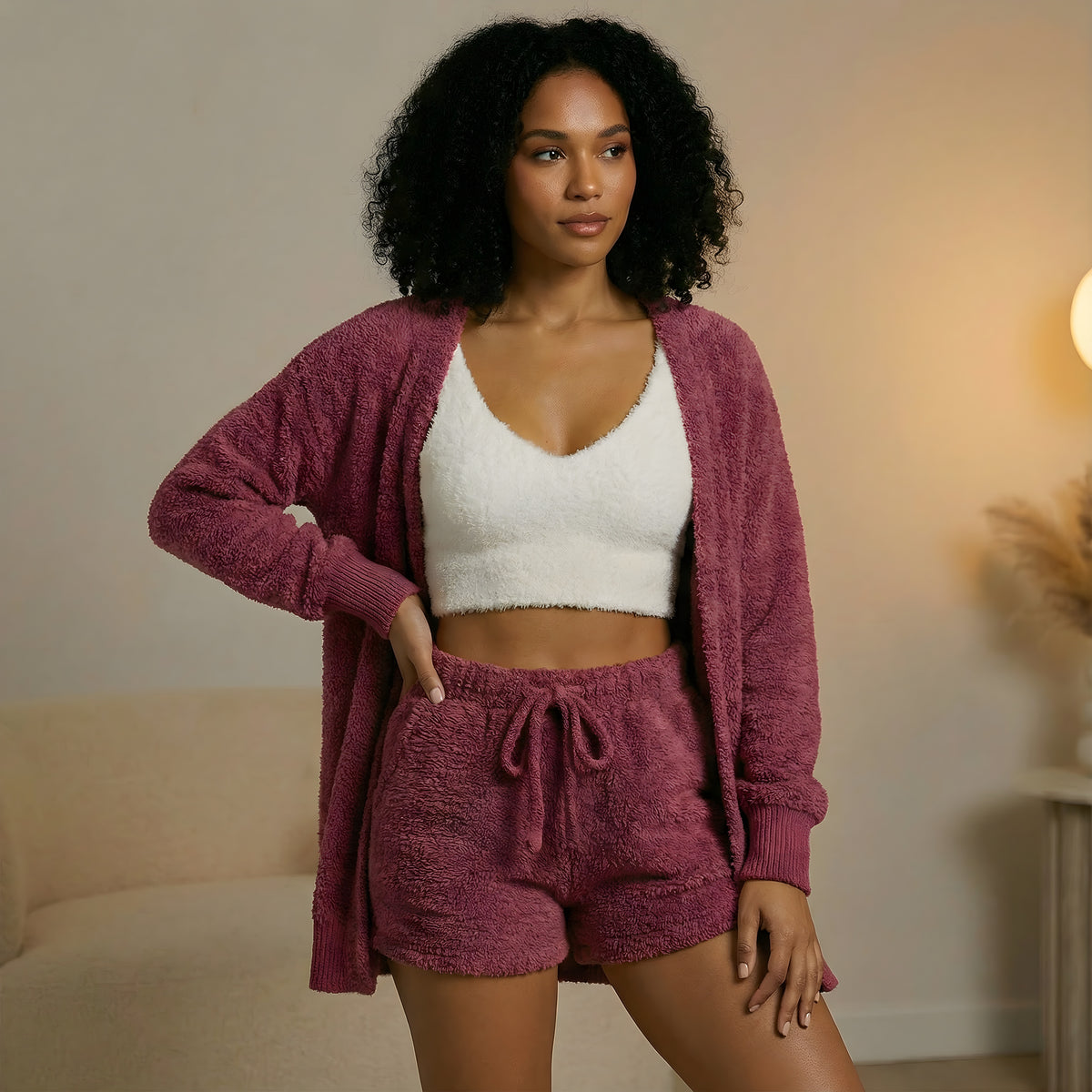 Vantasia Soft Lounge Set | Dreiteiliges Plüsch-Set aus Shorts, Top und Jäckchen
